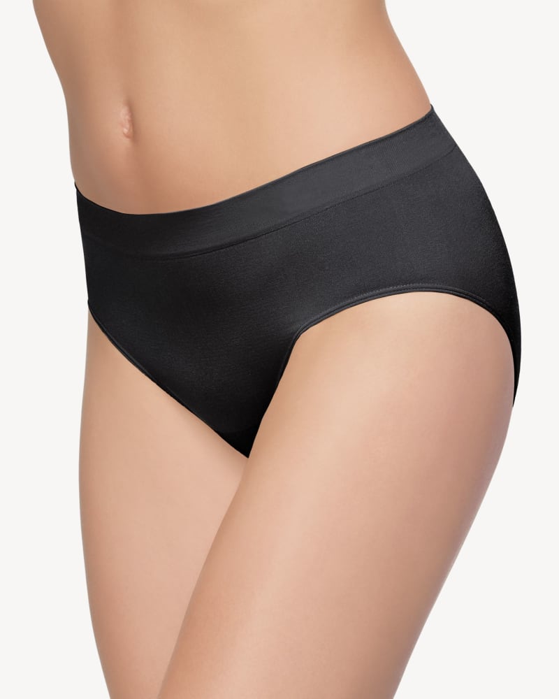 Front of a model wearing a size 2XL B Smooth Full Brief in Black by Wacoal. | dia_product_style_image_id:303986